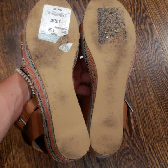 Abound Wedges - Picture 5 of 7